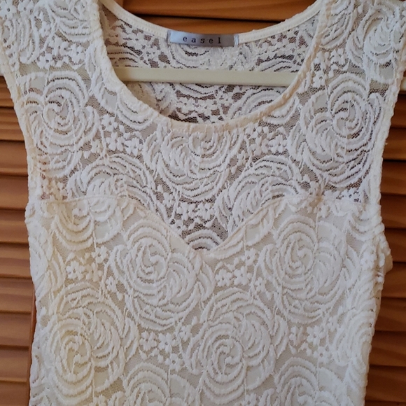 Dress - Picture 3 of 4